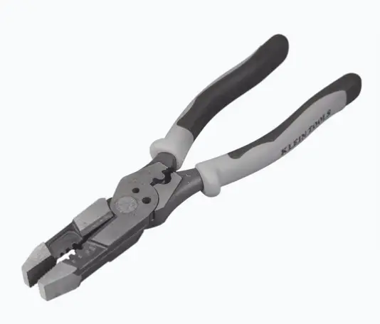 PINZA HÍBRIDA CON PONCHADORA DE 8". PELA CABLE SÓLIDO DE 10-14 AWG Y CABLE TRENZADO DE 12-16 AWG PINZAS HÍBRIDAS PARA CORTAR, PONCHAR Y PELAR CABLES CORTE DE PERNOS 6-32 Y 8-32 PRECISO MANGO DE DOBLE MATERIAL PARA MAYOR COMODIDAD PROPORCIONA 34% MÁS POTENCIA DE CORTE CUCHILLAS TEMPLADAS POR INDUCCIÓN PARA ALAMBRES DUROS MODELO: J215-8CR MARCA: KLEIN TOOLS 
