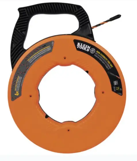 GUÍA JALACABLES DE POLIÉSTER DE ALTA FLEXIBILIDAD DE 22.9 M. CON TRIPLE TRENZADO GUÍA DE POLIÉSTER, FLEXIBILIDAD 4X MAYOR QUE FIBRA VIDRIO TRIPLE TRENZADO PARA MÁXIMA RESISTENCIA Y DURABILIDAD 22.9 M DE LONGITUD PARA MAYOR ALCANCE LIGERO, DISEÑO OPTIMIZADO, REDUCE ESFUERZO Y FATIGA COLOR NARANJA BRILLANTE PARA FÁCIL VISUALIZACIÓN MODELO: 50375 MARCA: KLEIN TOOLS 