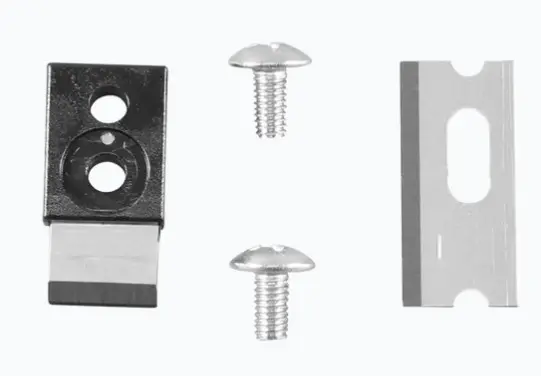 CUCHILLA DE REPUESTO PARA PONCHADORA PASS-THRU™️. CUCHILLAS DURADERAS CON TRATAMIENTO TÉRMICO AVANZADO MÁS DE 2000 CORTES POR HOJA DE PONCHADORA COMPATIBLES CON CABLES STP/UTP REDONDOS Y PLANOS INCLUYE DOS CUCHILLAS Y DOS TORNILLOS DE REPUESTO LONGITUD TOTAL DE 7.6 CM, FÁCIL INSTALACIÓN MODELO: VDV-999-076 MARCA: KLEIN TOOLS 