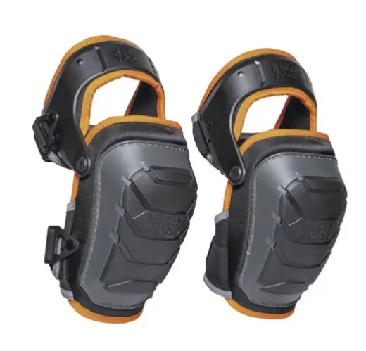 RODILLERAS ARTICULADAS PROFESIONALES PARA USO RUDO DISEÑO ERGONÓMICO PARA MÁXIMO CONFORT DURANTE EL TRABAJO PROTECCIÓN DURADERA CON GEL Y ESPUMA DISTRIBUIDORA AMPLIA SUPERFICIE DE APOYO PARA MAYOR ESTABILIDAD SISTEMA DE BISAGRAS PARA MOVIMIENTO ÁGIL MATERIALES RESISTENTES ASEGURAN LARGA VIDA ÚTIL MODELO: 60491 MARCA: KLEIN TOOLS 