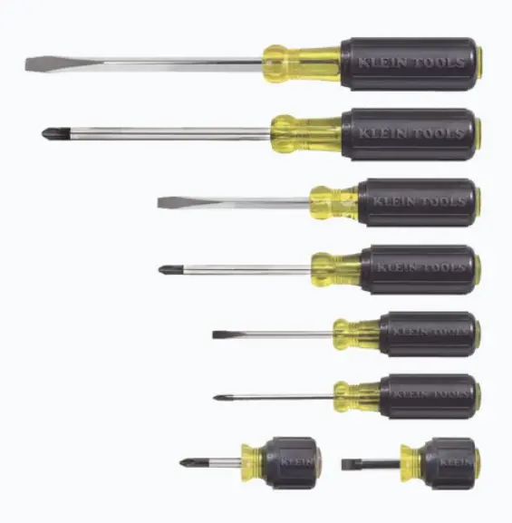 JUEGO DE 8 DESARMADORES CON MANGO CUSHION-GRIP™️: 2 DE PUNTA PLANA DE 1/4'' (6.4 MM) Y 5/16'' (7.9 MM); 2 DE PUNTA CABINET DE 5/16'' (7.9 MM) Y 3/16'' (4.8 MM); TRES DE PUNTA PHILLIPS N.º 1, N.º 2 Y N JUEGO DE 8 DESARMADORES PARA APLICACIONES MÚLTIPLES PUNTAS MAQUINADAS A PRECISIÓN PARA AJUSTE PRECISO SISTEMA TIP-IDENT PARA IDENTIFICACIÓN RÁPIDA DE PUNTAS MANGOS CUSHION-GRIP PARA MAYOR TORSIÓN Y COMODIDAD BARRAS CON TRATAMIENTO TÉRMICO PARA MAYOR DURABILIDAD MODELO: 85078 MARCA: KLEIN TOOLS 