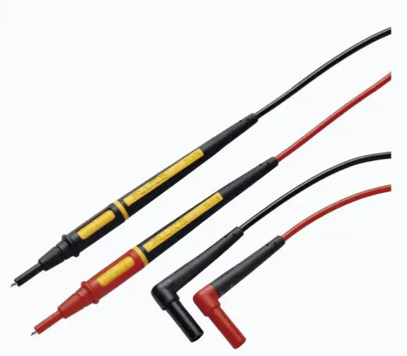 PUNTAS DE PRUEBA TWISTGUARD™️ CON CABLES DE SILICONA CON DOBLE AISLAMIENTO, CAT II, CAT III, CAT IV PUNTAS AJUSTABLES TWISTGUARD PARA SEGURIDAD Y VERSATILIDAD INDICADOR WEARGUARD PARA DETECCIÓN DE DAÑO EN CABLEADO SOPORTA MÁS DE 30,000 DOBLECES DE ALTA RESISTENCIA CLASIFICACIÓN CAT IV 600V, CAT III 1000V, CAT II 1000V RANGO AMBIENTAL DE -20 A 55°C, 2000M ALTITUD MODELO: TL175 MARCA: FLUKE 