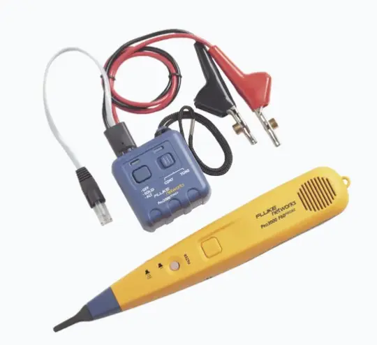 GENERADOR Y SONDA (DETECTOR) DE TONOS PRO3000™️, CON FILTRADO DE SEÑALES A 60HZ, PARA IDENTIFICACIÓN DE SEÑALES ANALOGICAS EN CABLEADO INACTIVO SONDA CON FILTRADO ANTI-INTERFERENCIAS EN ENTORNO RUIDOSO GENERADOR DE TONOS CON FRECUENCIA DE 1000 HZ CONSTANTE POTENTE ALTAVOZ PARA RASTREO A TRAVÉS DE MATERIALES PROTECCIÓN CONTRA EXCESO DE TENSIÓN HASTA 60 V CC INTERFAZ DE USUARIO CON INTERRUPTOR DESLIZANTE Y BOTÓN MODELO: PRO3000F60-KIT MARCA: FLUKE NETWORKS 