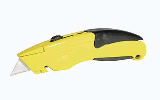 NAVAJA MULTIUSOS CURVA CON GRIP MANGO ANTIDESLIZANTE (“GRIP”) QUE FACILITA EL AGARRE. HOJA CURVA CON RANURA PARA CORTE DE FLEJE SIN SACAR LA NAVAJA. INCLUYE 6 HOJAS DE REPUESTO. LONGITUD DE APROXIMADAMENTE 7 PULGADAS. IDEAL PARA CORTES EN INSTALACIÓN, CABLEADO Y TRABAJOS DE CAMPO TÉCNICO. MODELO: SYS-NF7 MARCA: SURTEK 