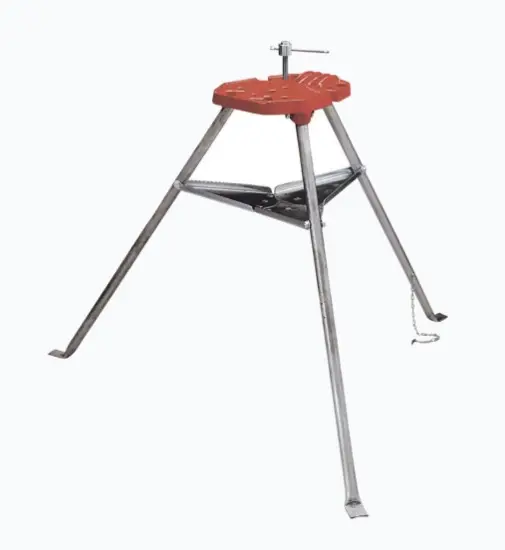 BANCO DE TRABAJO PLEGABLE 36-5/8 X 53-1/2”/DOBLADORES PAR TUBO DE 3/8", 1/2" Y 3/4" / ORIFICIOS PARA COLOCAR PRENSA DE CADENA (NO INCLUIDA). LIGERO Y PLEGABLE PARA FÁCIL TRANSPORTE FABRICADO EN ALEACIÓN DE ALUMINIO DURADERA ORIFICIOS PARA PRENSAS DE CADENA O YUGOS BASE CON DOBLADORES PARA TUBOS DE 3/8, 1/2, 3/4 ANCHO 53 1/2', PESO 14 KG MODELO: SYS-464 MARCA: URREA 